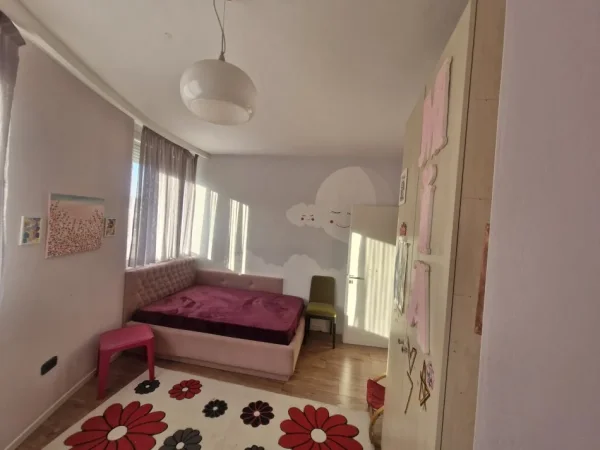Tirane, shitet apartament 2+1 Kati 4, 112 m² 210.000 € (rruga e elbasanit)