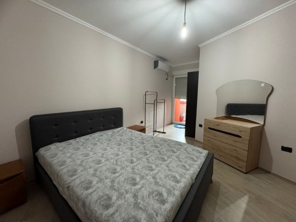 Durres, jepet me qera apartament 1+1+Ballkon Kati 5, 70 m² 550 € (Sheshi willson)
