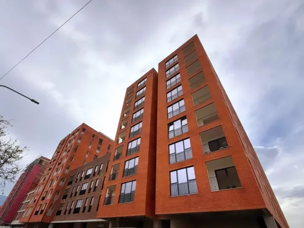 Tirane, shitet apartament 2+1 , 100 m² 148.000 € (Ish Restorant Durresi)