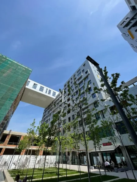 Tirane, shitet garsonier 1+1 , 44 m² (square 21)