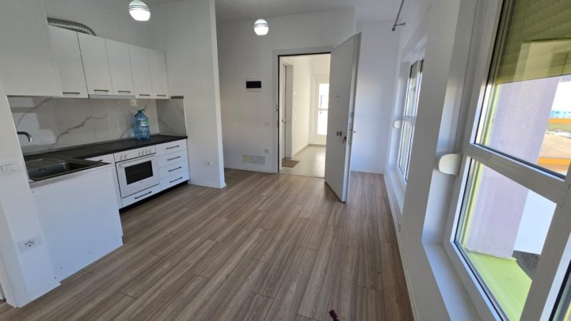 Tirane, jap me qera apartament 1+1+Ballkon Kati 6, 58 m² 280 € (Rruga Pasho Hysa)