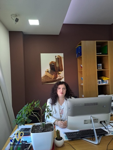 Tirane, ofroj Pune Online